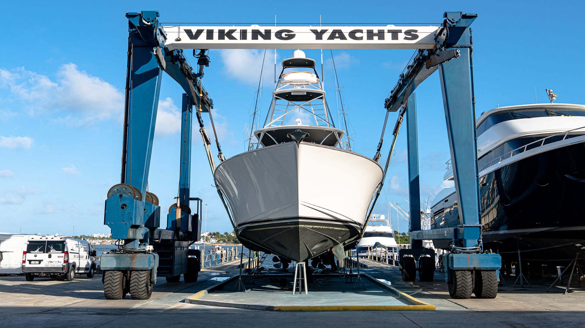 viking yachts service center